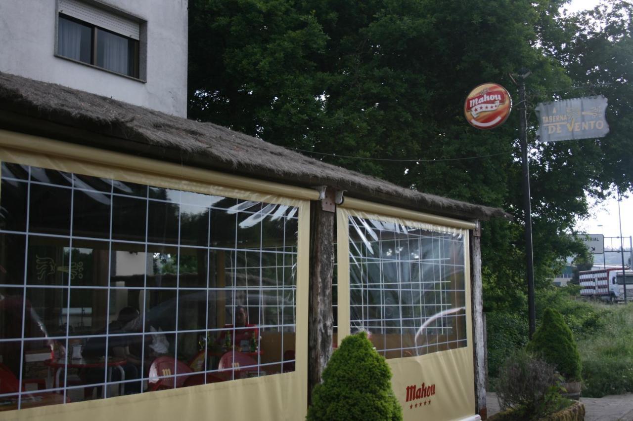 A Taberna De Vento Hotel Lalín Eksteriør billede